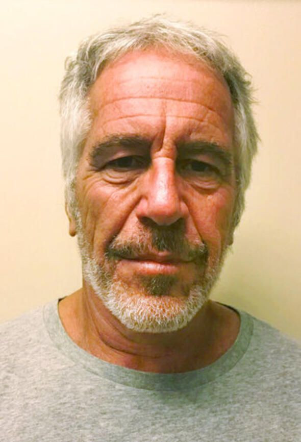 Sapık milyarder Jeffrey Epstein'in hapisteki sırrı ortaya çıktı - Sayfa 5