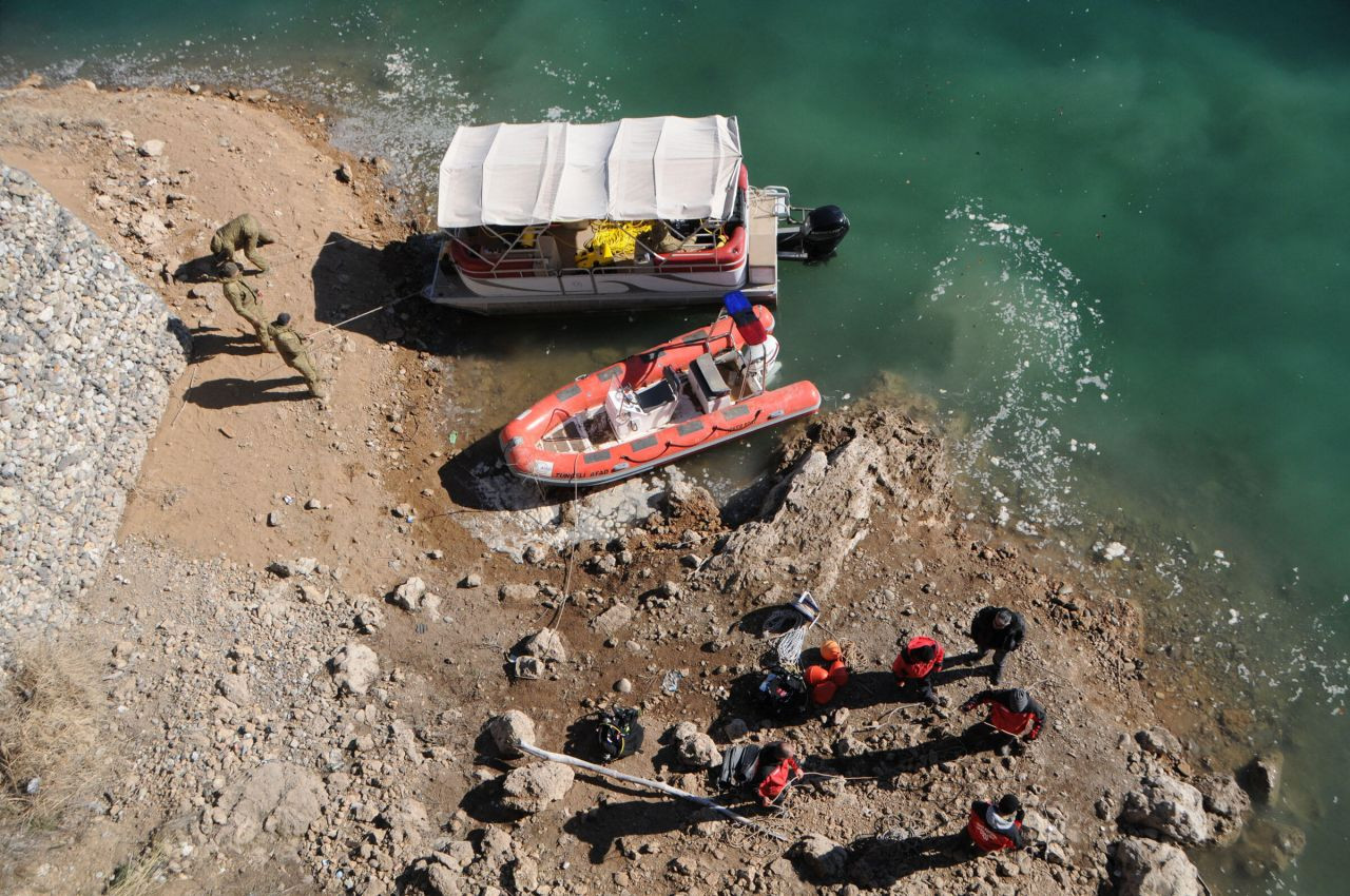 Erkek arkadaşı ailesiyle Alanya'ya gitmiş - Sayfa 9