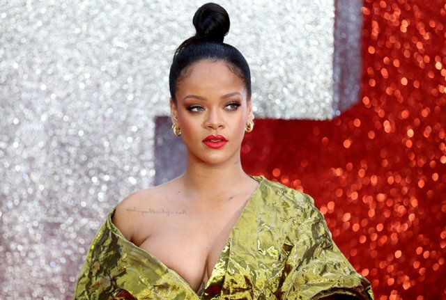 Rihanna: 10 yılda dört çocuk istiyorum - Sayfa 1