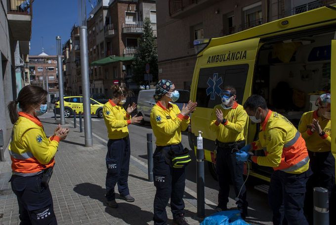 Bir gün içinde 6 bin 419 kişi can verdi - Sayfa 9