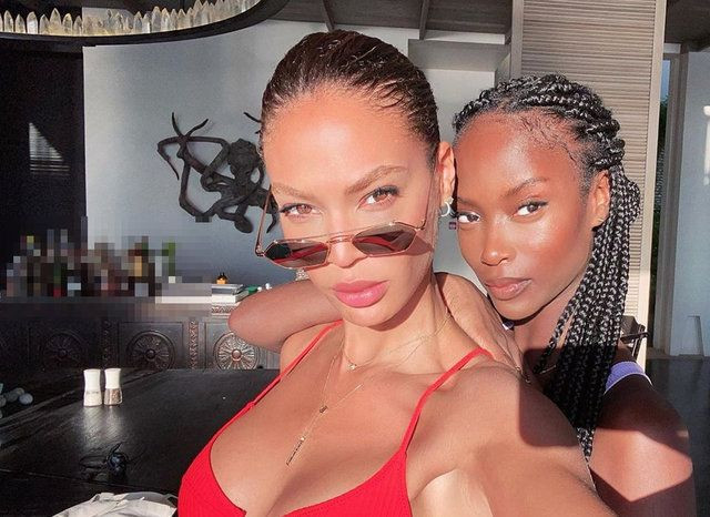 Joan Smalls: Sabah duşları... - Sayfa 3