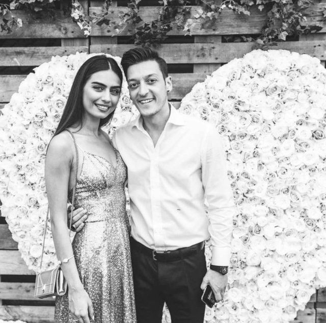 Mesut Özil eşinin doğum gününü kutladı - Sayfa 4