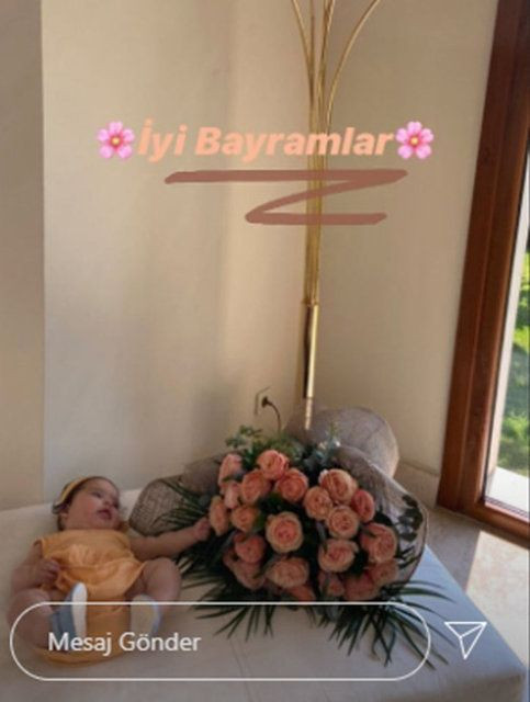 Ünlülerin bayram kutlamaları - Sayfa 9