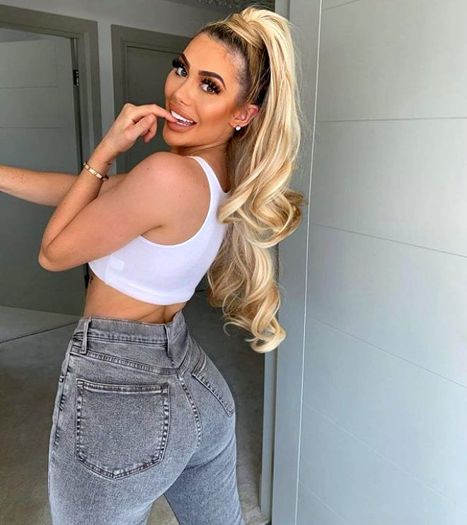 İngiliz oyuncu Chloe Ferry, fit halini köpük banyosu pozuyla sergiledi - Sayfa 5