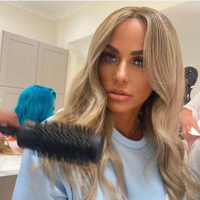 Katie Price tatilde kaza geçirdi - Sayfa 6