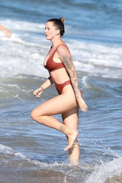 Ireland Baldwin'in Malibu sevgisi - Sayfa 1