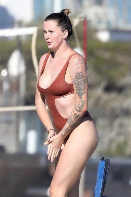 Ireland Baldwin'in Malibu sevgisi - Sayfa 3