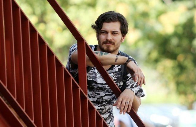 Çağatay Ulusoy'ın yeni hali - Sayfa 4