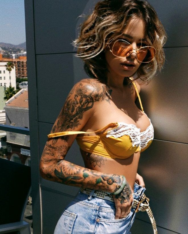 Ünlü model Tina Louise, denizden çıktığına çıkacağına pişman oldu! - Sayfa 5