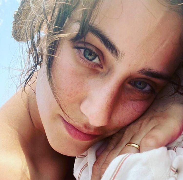 Hazal Kaya, Ezgi Mola’nın kanalına konuk oldu: Çocuğumun sahibi değilim - Sayfa 5