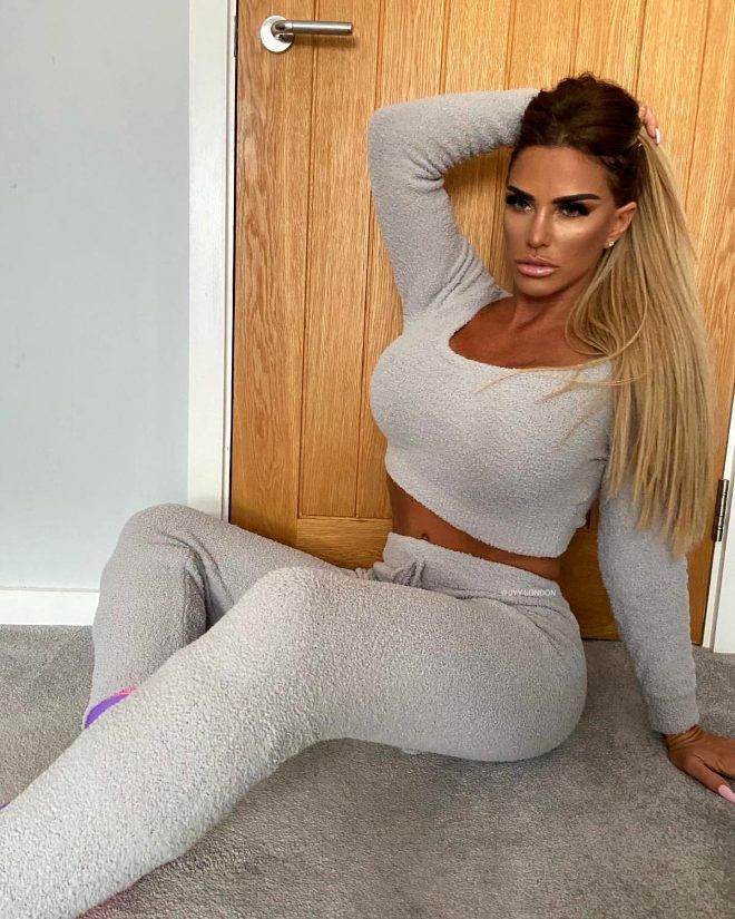 TV yıldızı Katie Price, cinsel içerikli görüntülerini satmaya hazırlanıyor - Sayfa 8