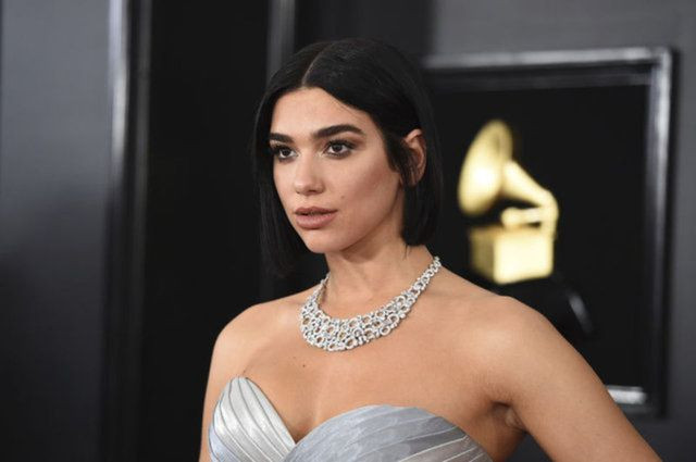 Dua Lipa'dan bikinili poz - Sayfa 6