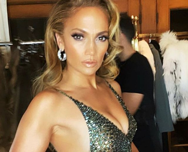 Jennifer Lopez'den seksi poz - Sayfa 8