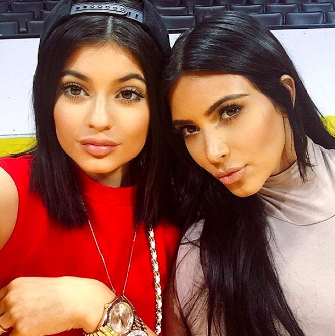 Kylie Jenner, eski halini paylaşan Kim Kardashian'a tepki gösterdi: Hemen sil bunu - Sayfa 8