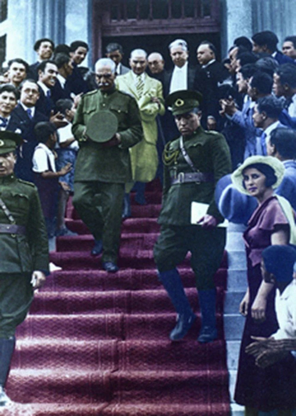 Renklendirilmiş Mustafa Kemal Atatürk fotoğrafları - Sayfa 7