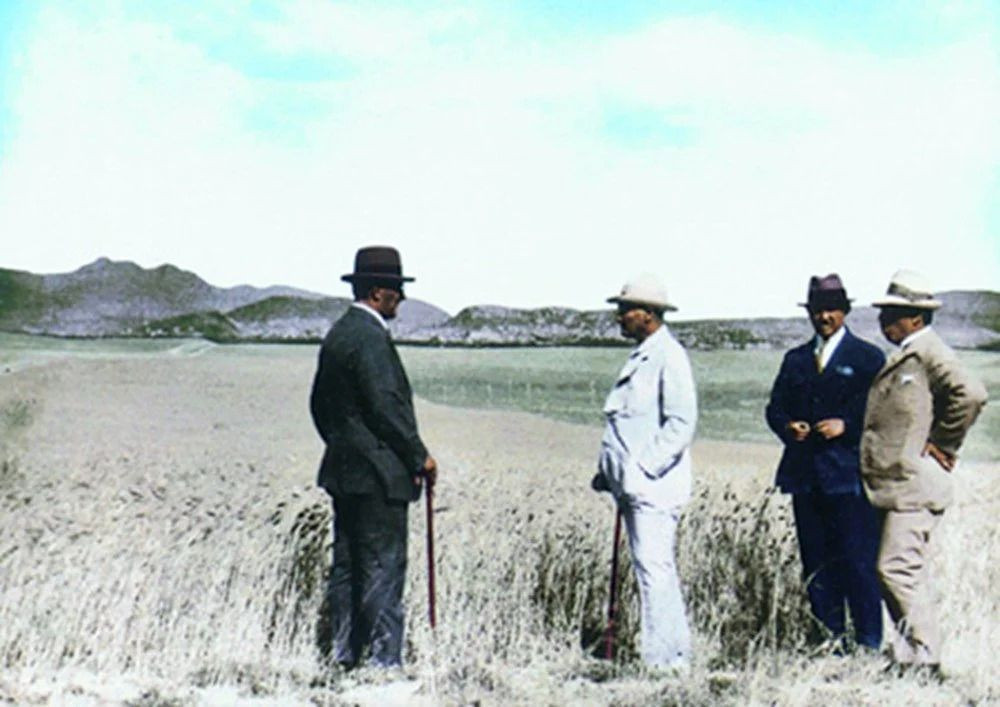 Renklendirilmiş Mustafa Kemal Atatürk fotoğrafları - Sayfa 12