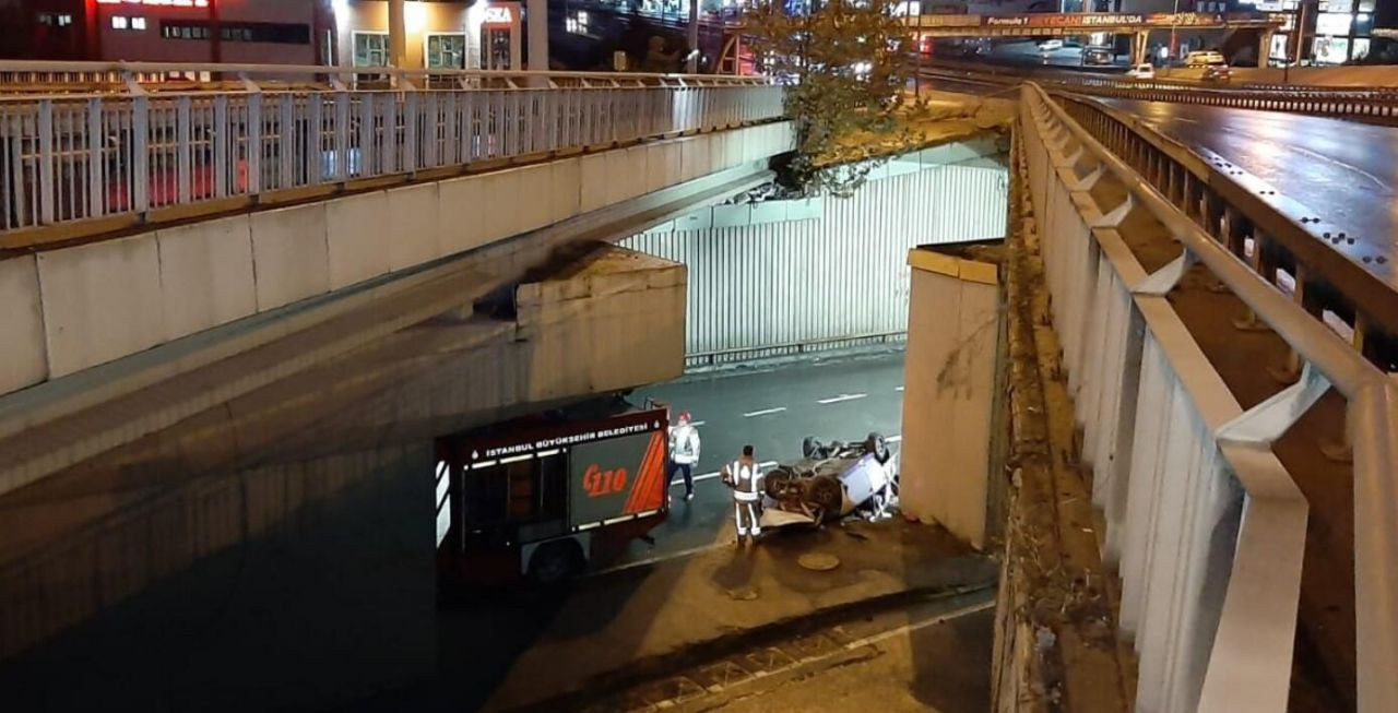 Avcılar'da otomobil viyadükten düştü! 3 yaralı - Sayfa 1