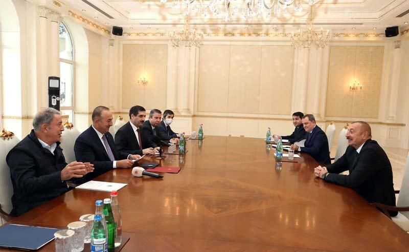 Aliyev, Mevlüt Çavuşoğlu ve Hulusi Akar'ı kabul etti - Sayfa 1