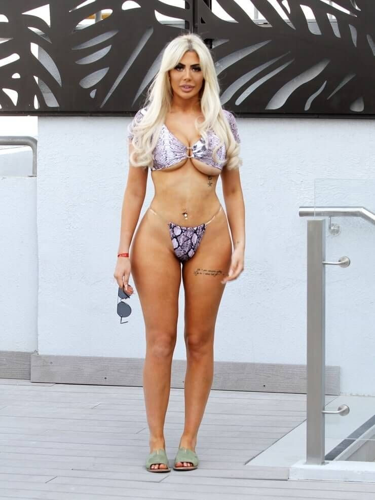 Chloe Ferry ortaya çıktı - Sayfa 17