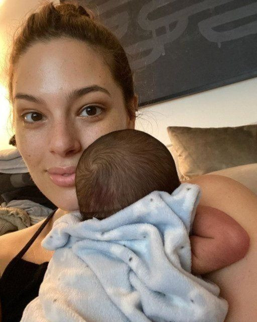 Ashley Graham'dan 'karantina' pozları - Sayfa 4