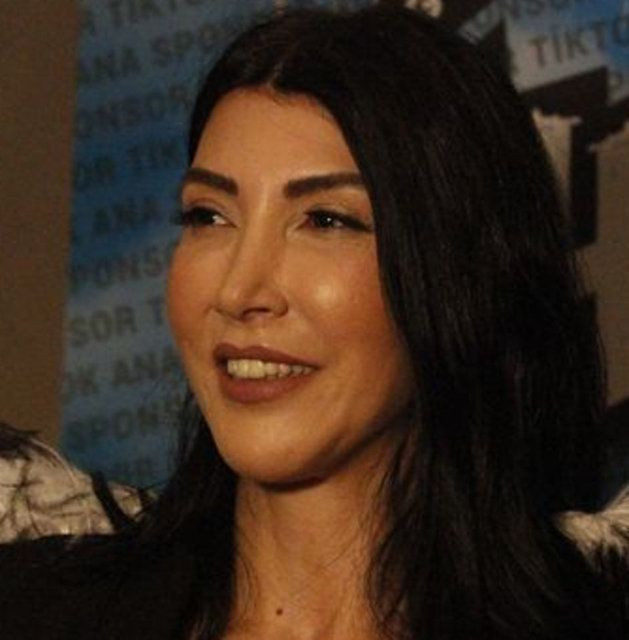 Hande Yener: Yeni Hande olarak geliyorum - Sayfa 6