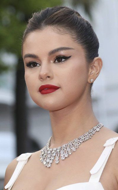 Selena Gomez'in hayranları ayaklandı - Sayfa 3