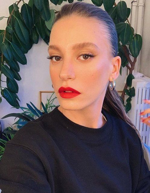 Serenay Sarıkaya'dan aşk iddialarına yanıt: Yapılan yorumları kınıyorum - Sayfa 7