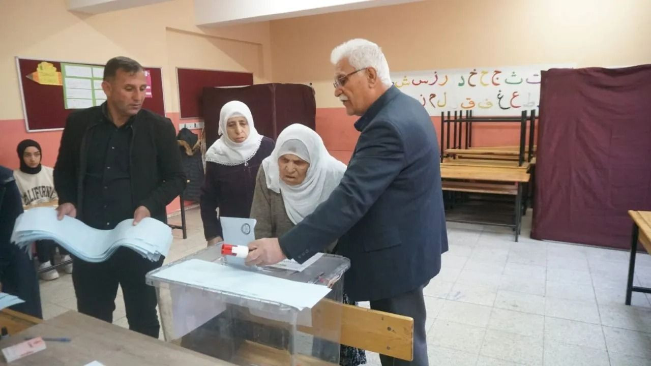 Türkiye sandık başında! İşte Türkiye'den seçim manzaraları... - Sayfa 13