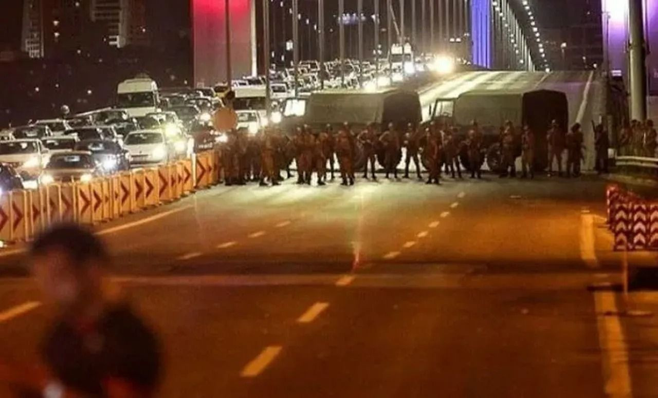 Milletin Zaferi: 15 Temmuz! Tarihi direnişin üzerinden 8 yıl geçti - Sayfa 4