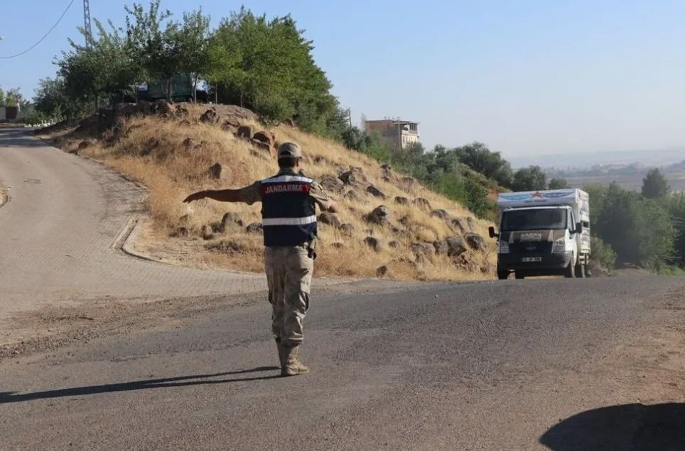 Kayıp Narin'i arama çalışmaları devam ediyor: 130 kişinin ifadesine başvuruldu - Sayfa 11