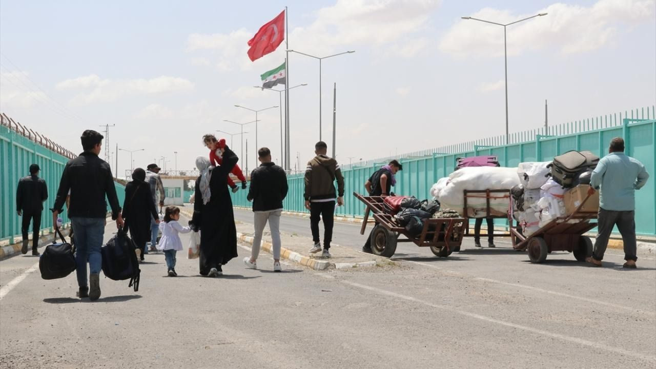 Bakan Yerlikaya açıkladı! Ne kadar Suriyeli ülkesine döndü? - Sayfa 3