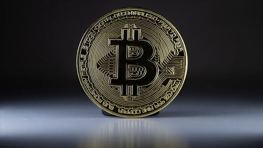 Bitcoin 85 bin doların altına geriledi: Trump’ın stratejik kripto rezervi planı endişe yarattı