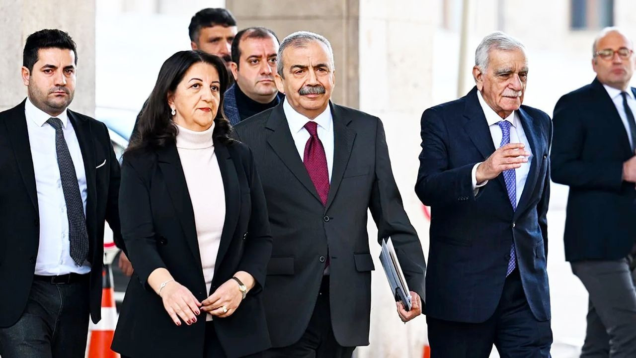 DEM Parti ilk CHP'yi ziyaret edecek! İmralı heyetinden de isimler olabilir - Sayfa 5