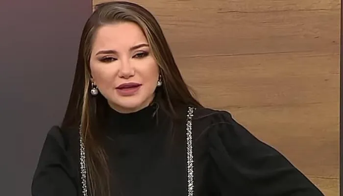 Esra Ezmeciye sorulan soru dillere düştü! "Nihat Hoca'ya sorsaydın"