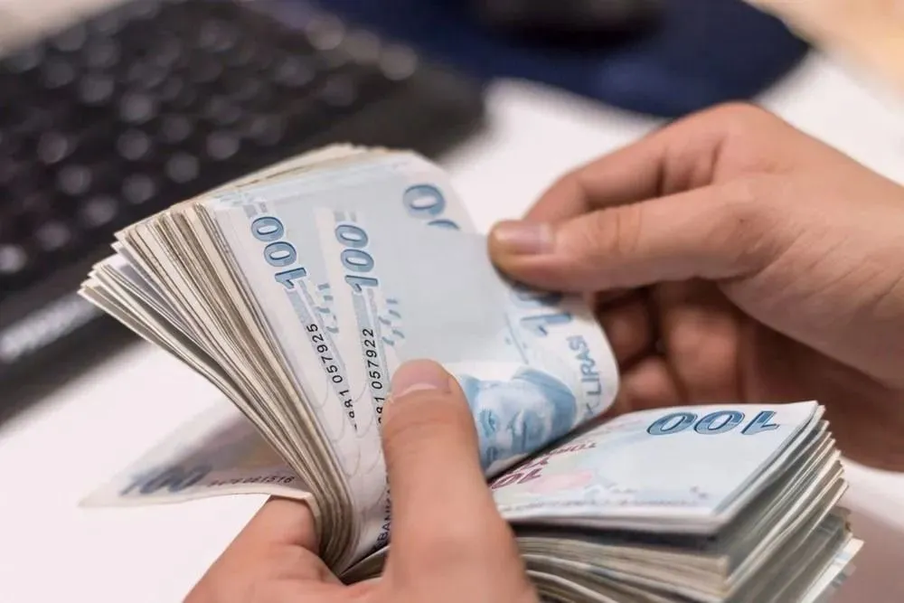1000 TL emekli ikramiye farkı ne zaman yatacak? Resmi Gazete'de yayımlandı