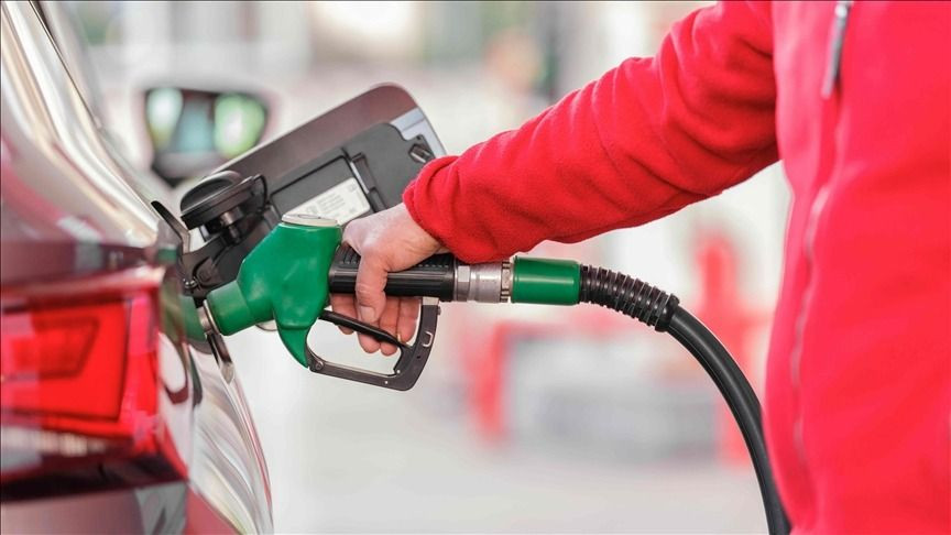 Akaryakıtta indirimler peş peşe! Benzine bir indirim daha geliyor - Sayfa 8