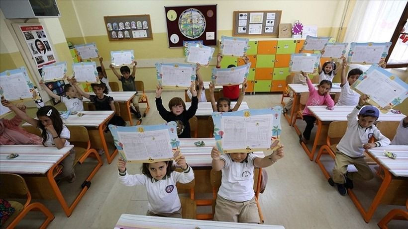 Öğrencilere 12 gün tatil sürprizi!  Takvim belli oldu - Sayfa 5
