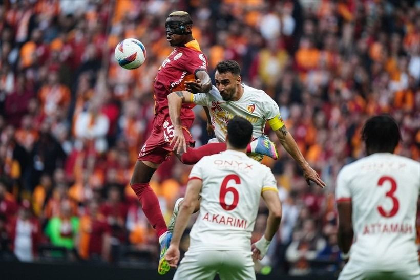 Galatasaray'ın yıldızı Osimhen gidecek mi, kalacak mı? En yakınına açıkladı - Sayfa 8