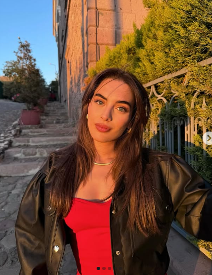 Çağla Şimşek, Uzak Şehir'e katıldı! - Sayfa 8