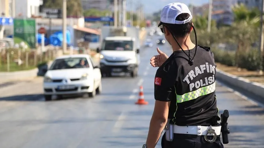 Yeni düzenleme Meclis'te: Trafikte cezalar katlanıyor