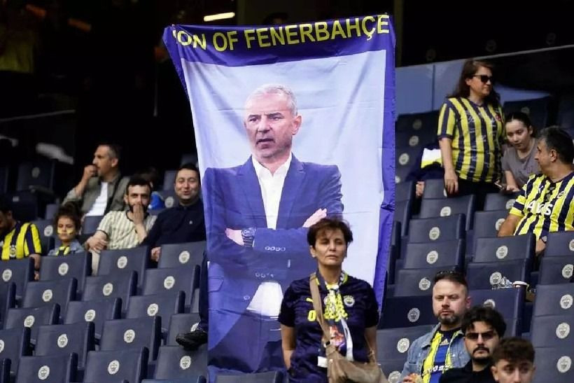 Kadıköy'de İsmail Kartal krizi! Pankart kaldırıldı, Ali Koç’a sert tepki - Sayfa 2