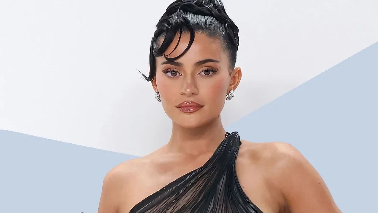 Kylie Jenner, göğüs estetiğinin tüm detaylarını paylaştı! - Sayfa 3