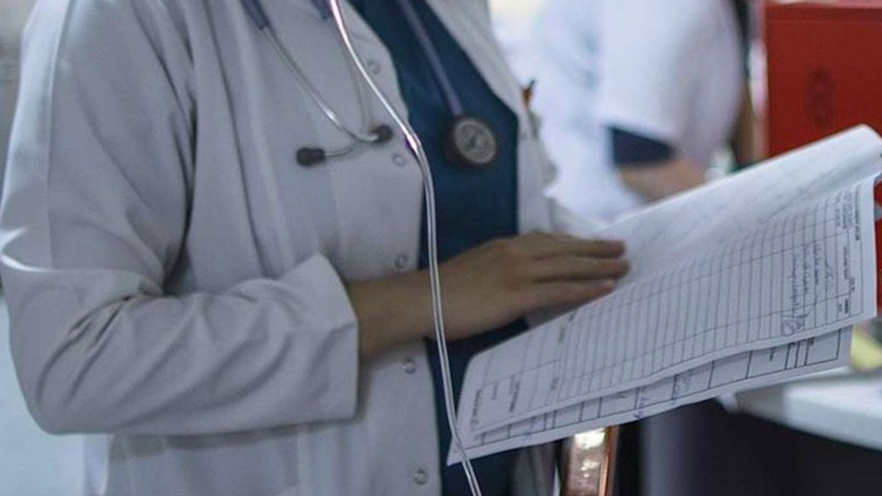 Aile hekimleri için yeni düzenleme: Kesinti kararında geri adım - Sayfa 1