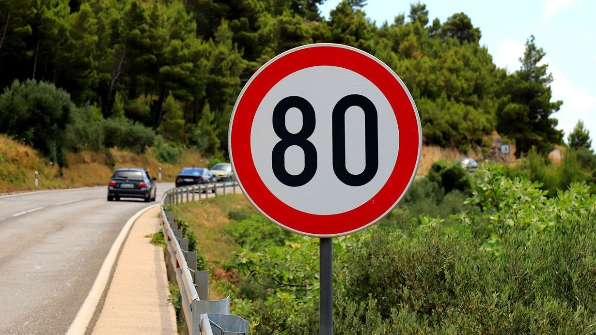 Hız sınır bölgeleri ve eski trafik levhaları değişiyor: Resmi Gazete'de yayımlandı - Sayfa 4