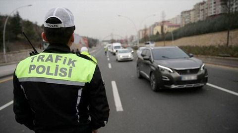 Hız sınır bölgeleri ve eski trafik levhaları değişiyor: Resmi Gazete'de yayımlandı - Sayfa 8