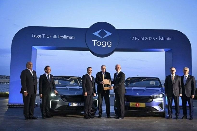 Yeni TOGG modelin ilk teslimatı Erdoğan'a: Deneme sürüşü yaptı - Sayfa 2