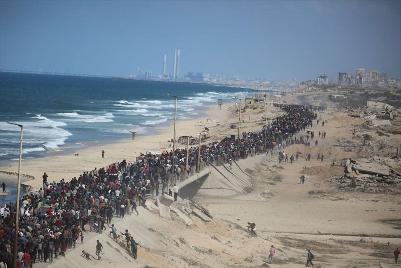 Gazze’de ateşkes başladı, binlerce Filistinli evlerine dönüyor - Sayfa 3