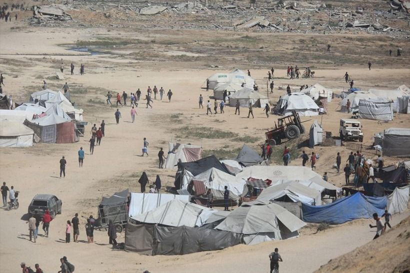 Gazze’de ateşkes başladı, binlerce Filistinli evlerine dönüyor - Sayfa 5