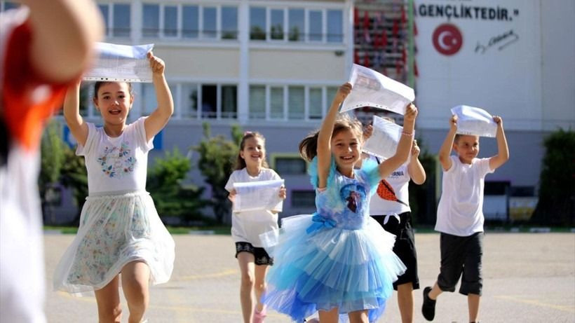 Milyonlarca öğrenciye ara tatil sürprizi! Süre uzadı - Sayfa 4