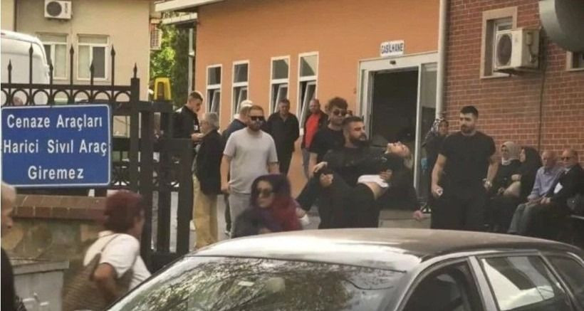 'Annemi ben öldürdüm, pişmanım' yazmıştı! Güllü'nün kızından yeni paylaşım - Sayfa 7